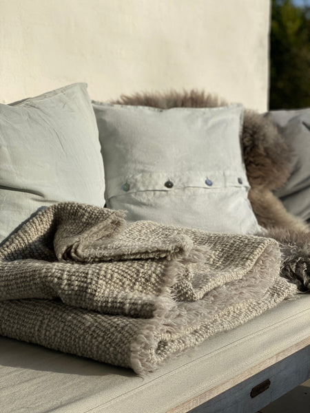 Wooly plaid, Mastice